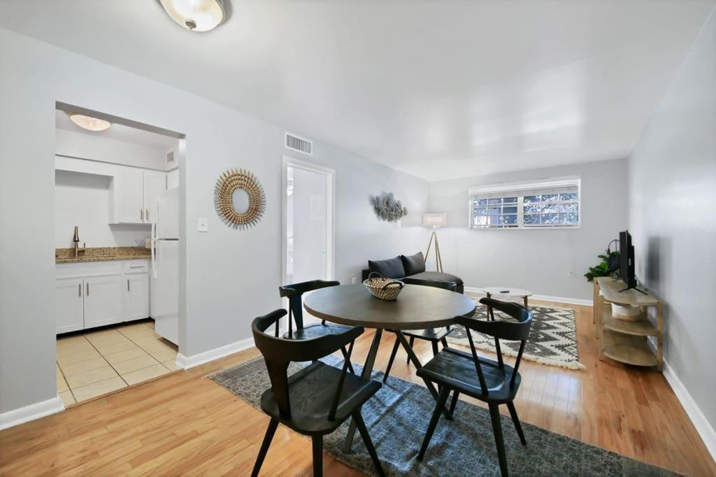 טאמפה Decorative 1Br With Parking Close To Stores מראה חיצוני תמונה