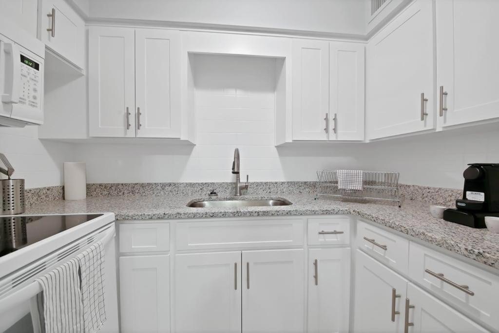 טאמפה Decorative 1Br With Parking Close To Stores מראה חיצוני תמונה